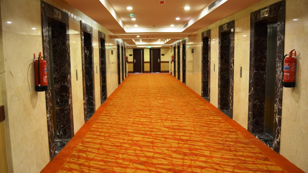 Hotel Booking Services